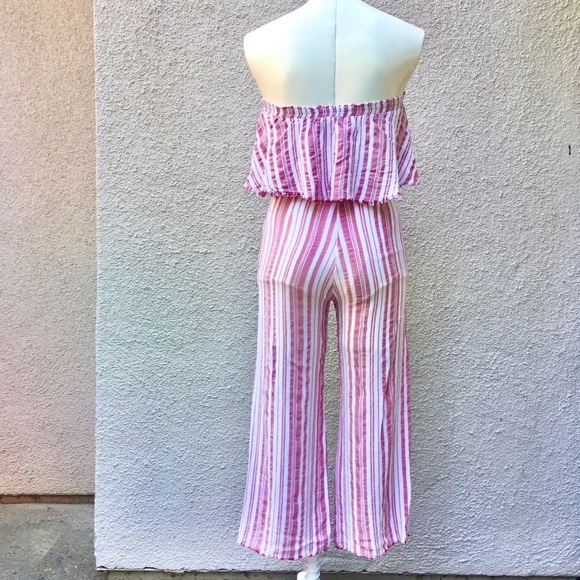 J.D. LUXE ruffle crop top and cropped pant set - Picture 2 of 9